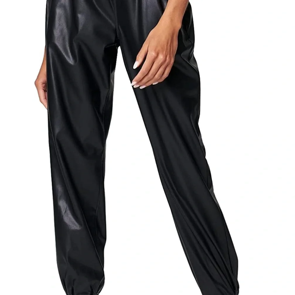 BLANK NYC Black Drawstring Faux Leather Joggers Size 28 - Picture 14 of 16